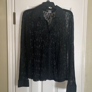 Elegant Black Lace Button-Up Blouse Large/XL